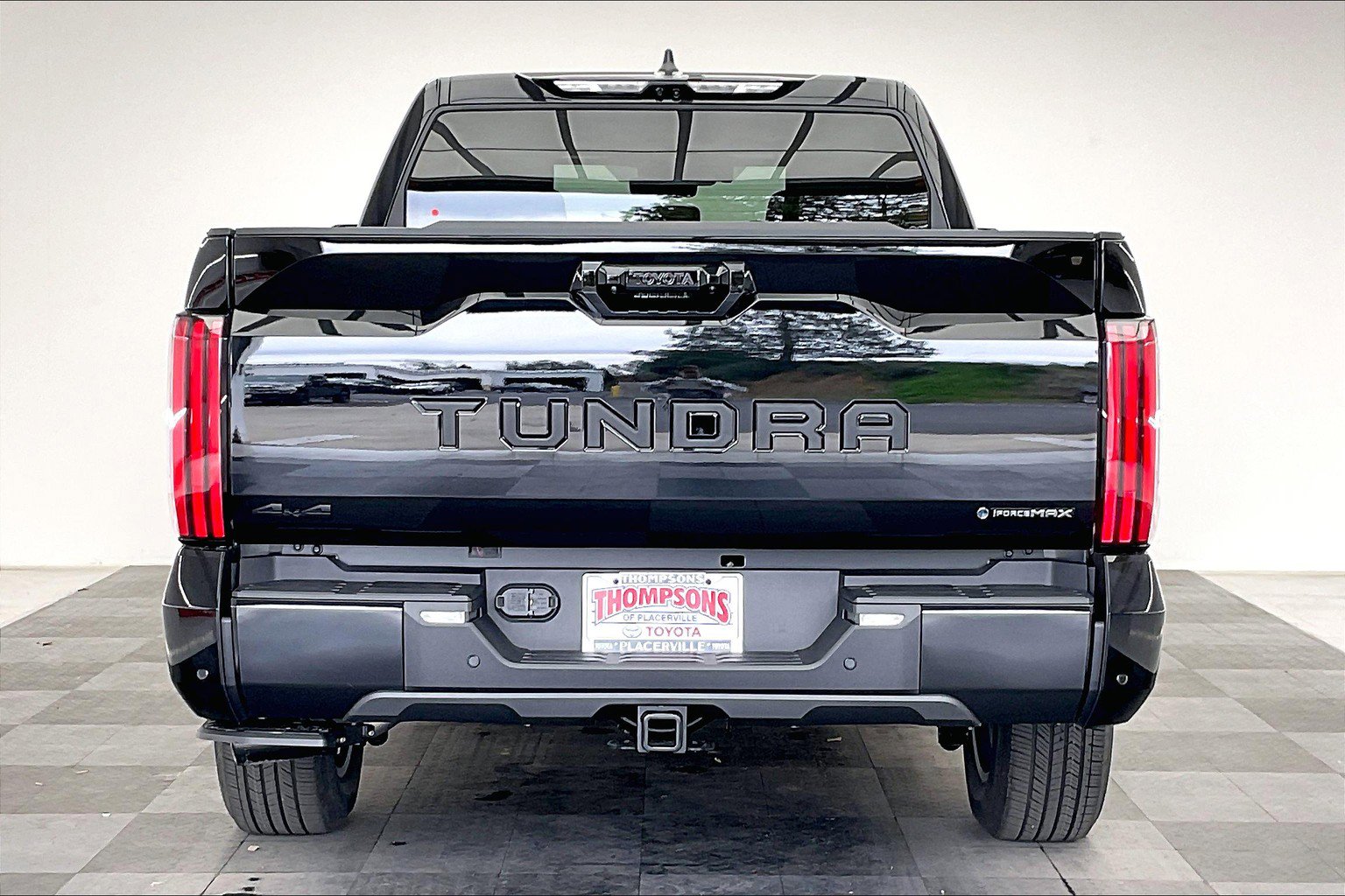 New 2025 Toyota Tundra Platinum AWD/4WD image 3