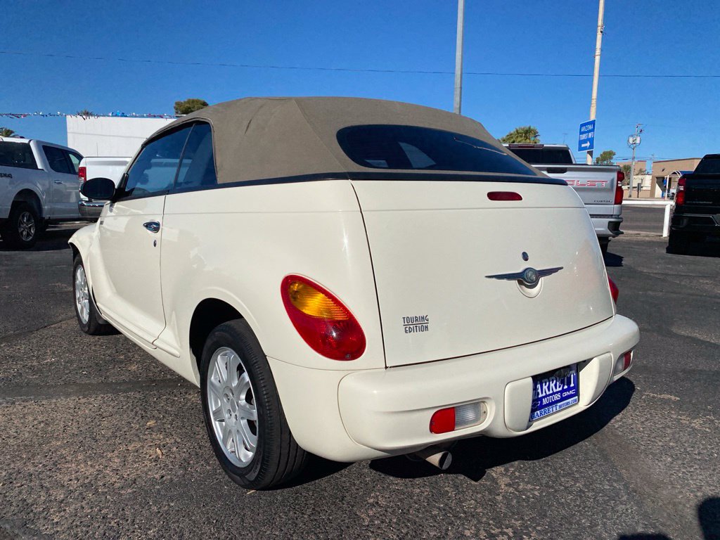 Used 2005 Chrysler PT Cruiser Touring FWD image 9