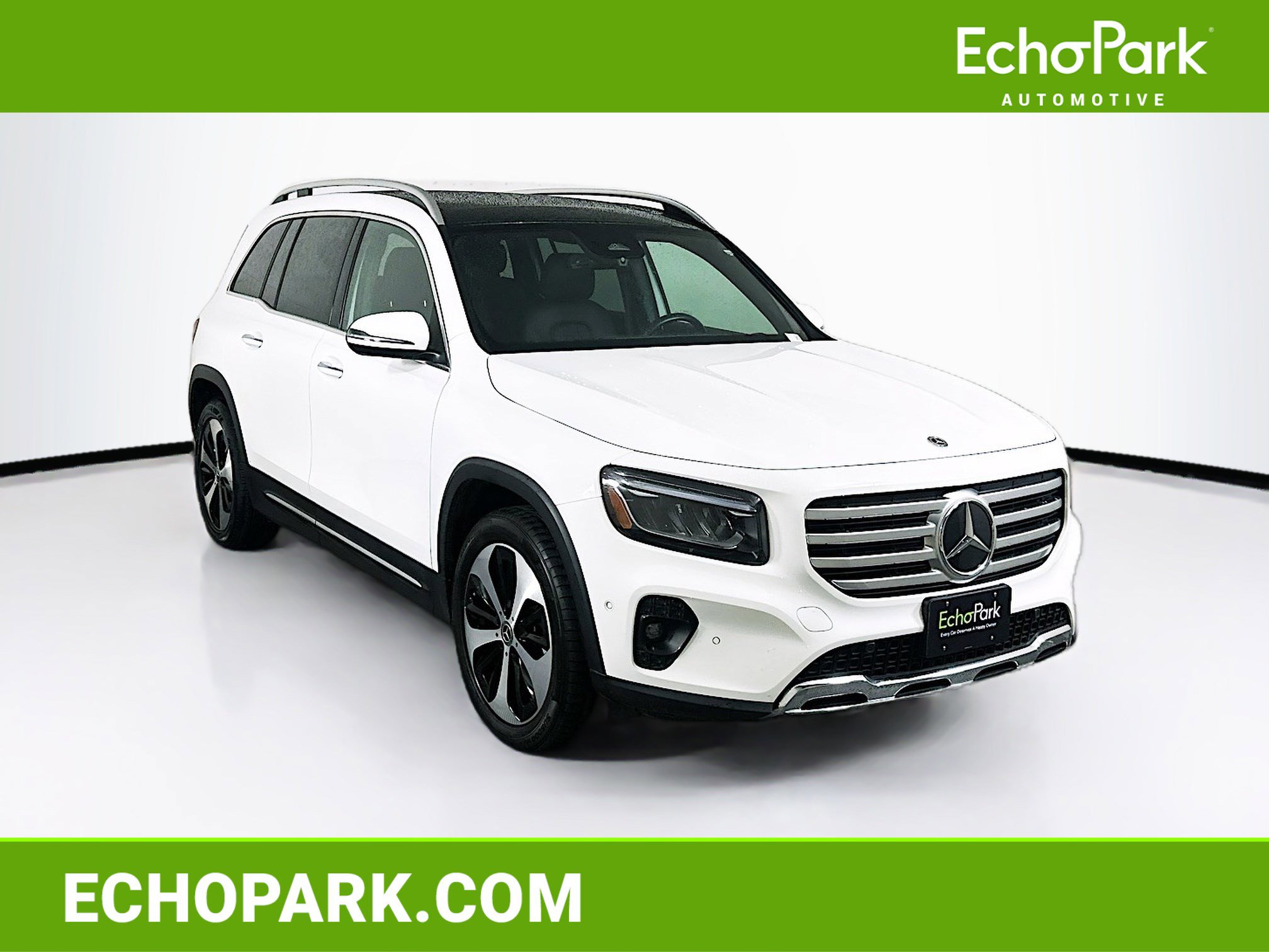 Used 2025 Mercedes-Benz GLB 250 image 1