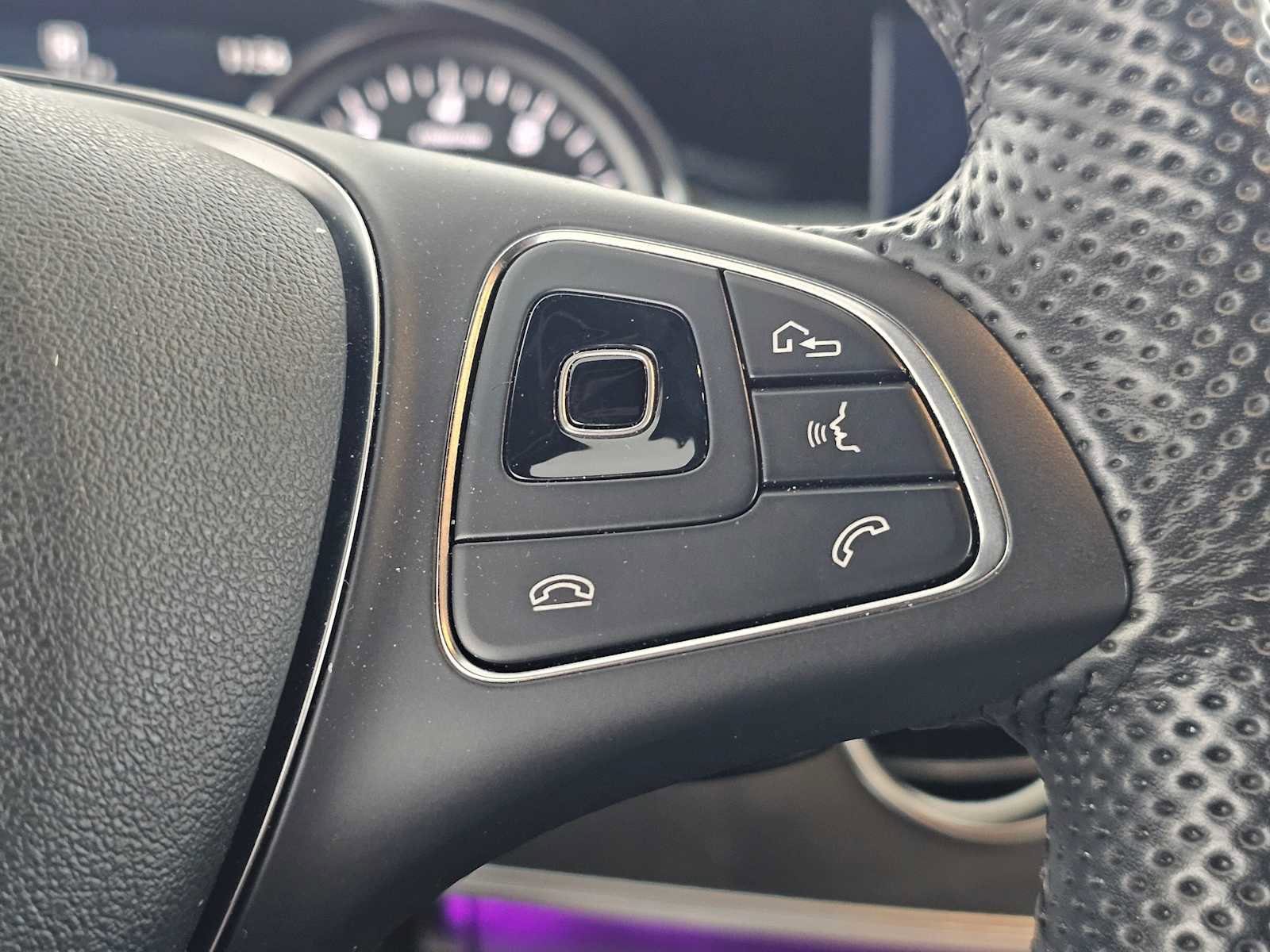 Used 2017 Mercedes-Benz E 300 image 29