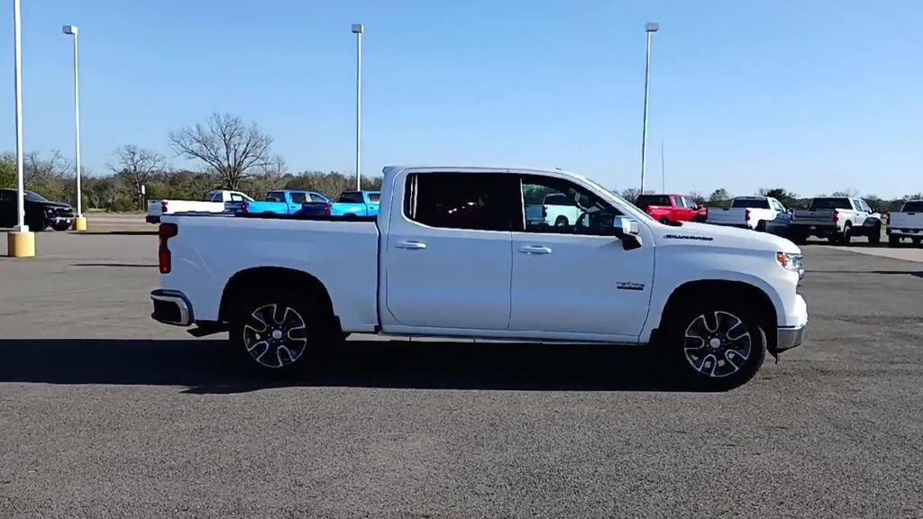 Certified 2022 Chevrolet Silverado 1500 LT w/ Texas Edition Plus image 9