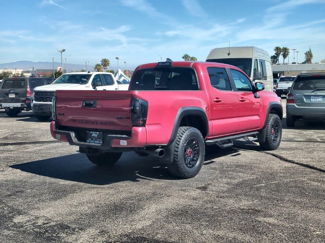 Used 2017 Toyota Tacoma TRD Pro AWD/4WD image 8