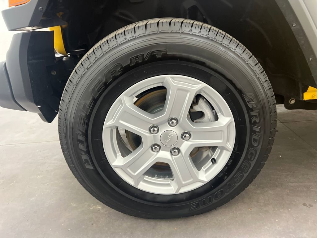 Used 2021 Jeep Wrangler Unlimited Sport image 29