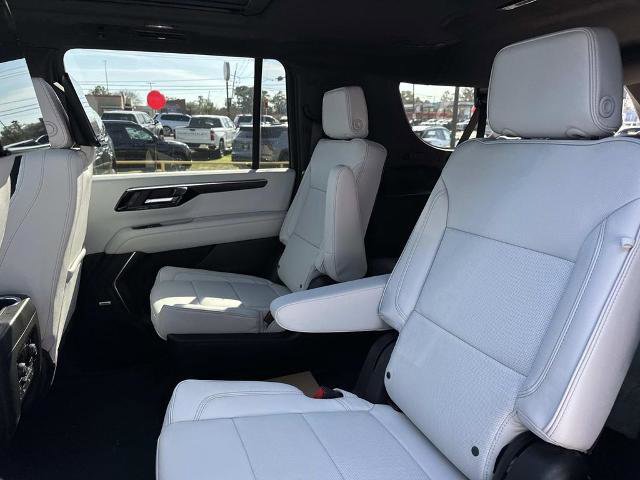 New 2026 Chevrolet Suburban Premier image 9