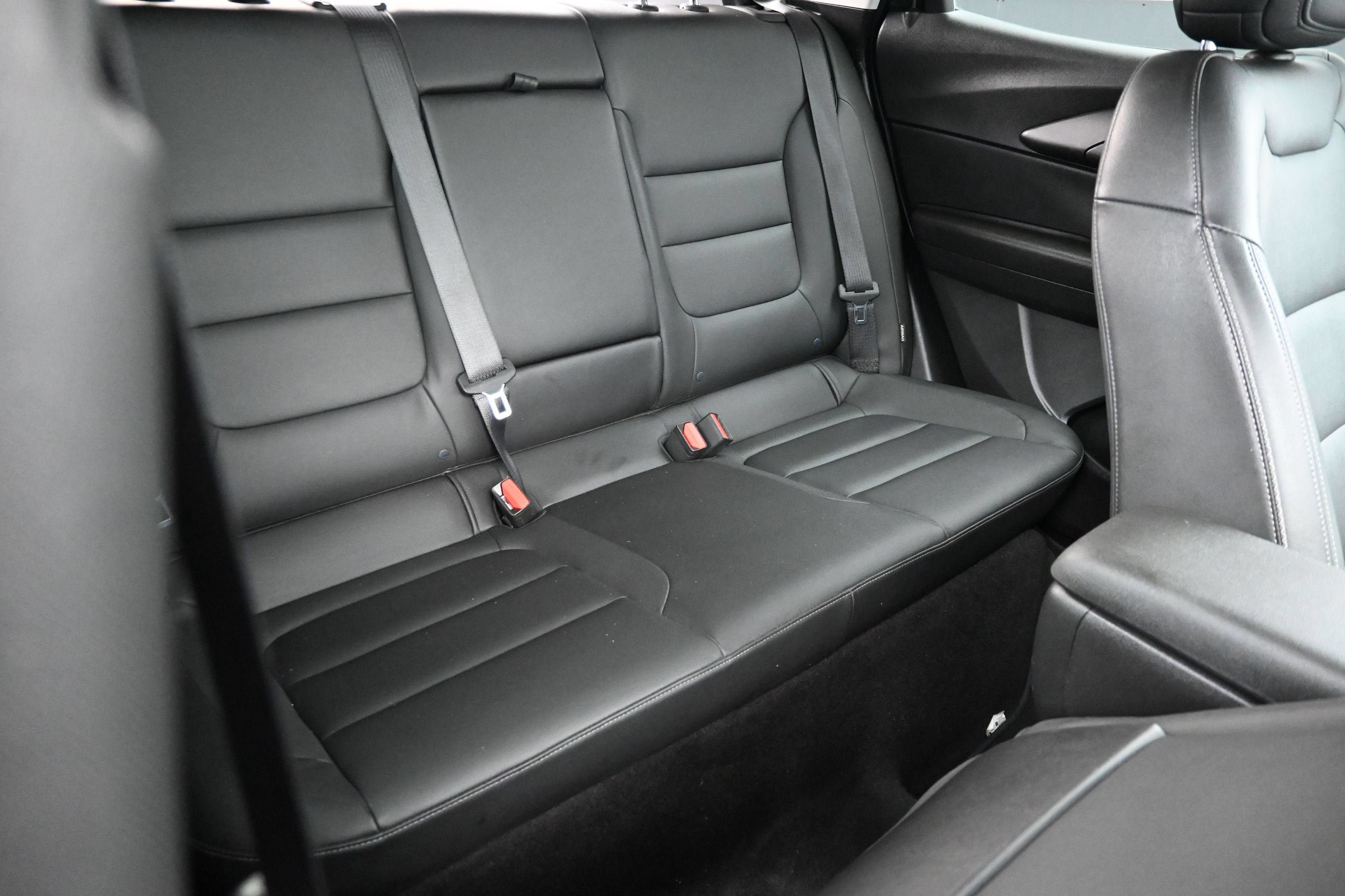 Used 2021 Chevrolet TrailBlazer LT w/ Premium Seating Package AWD/4WD image 29