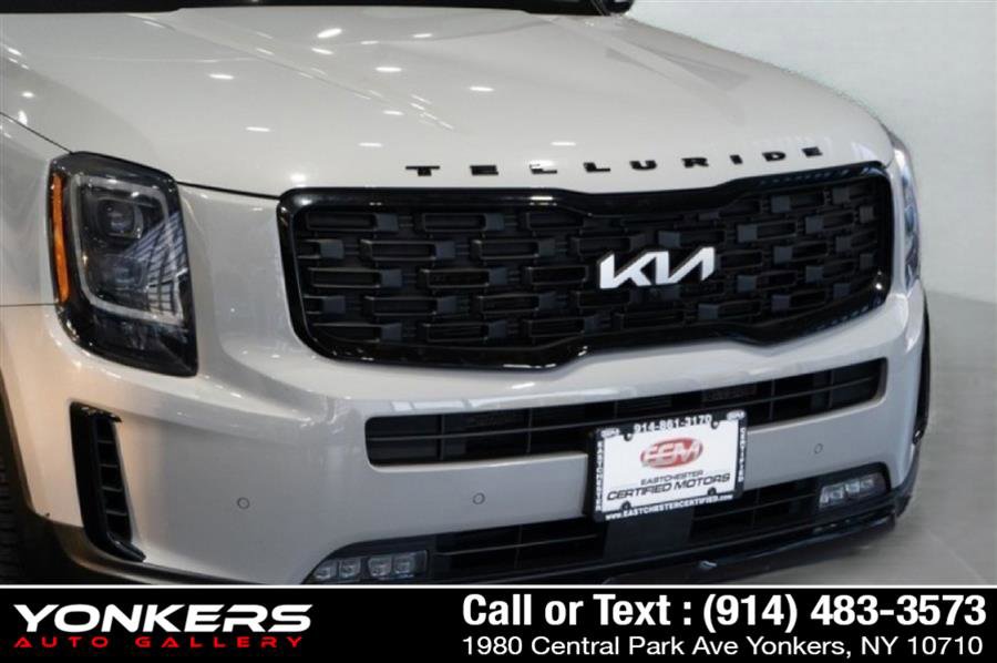 Used 2022 Kia Telluride SX w/ SX Prestige Package image 9