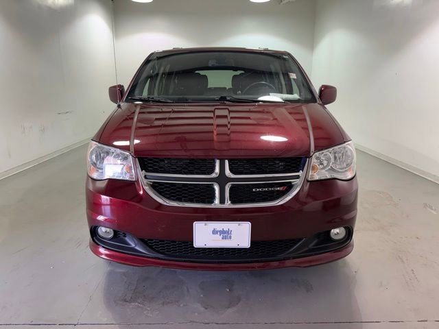Used 2019 Dodge Grand Caravan SXT FWD image 2