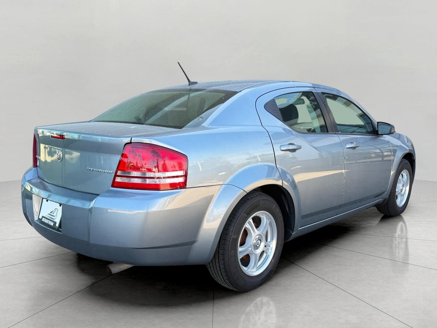 Used 2009 Dodge Avenger SE FWD image 11