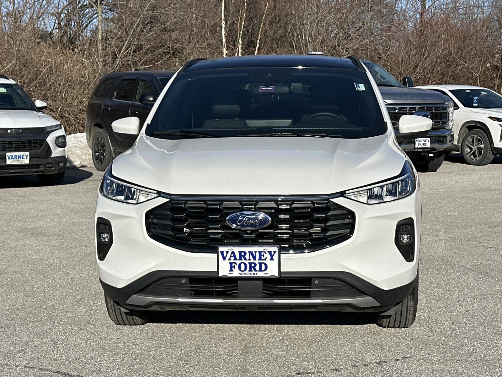 New 2025 Ford Escape ST-Line Elite w/ Tech Pack #2 image 2