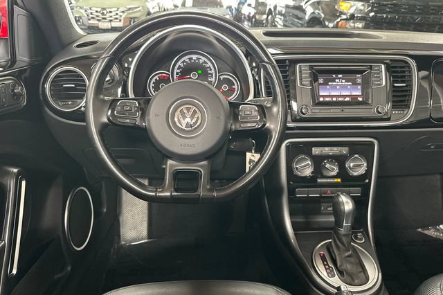 Used 2018 Volkswagen Beetle 2.0T S FWD image 18