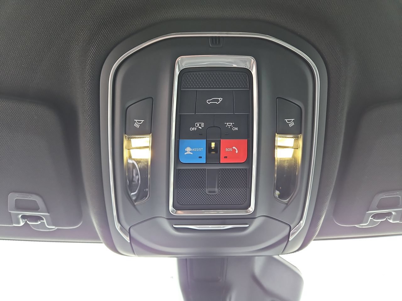 New 2026 Jeep Grand Cherokee Altitude AWD/4WD image 22
