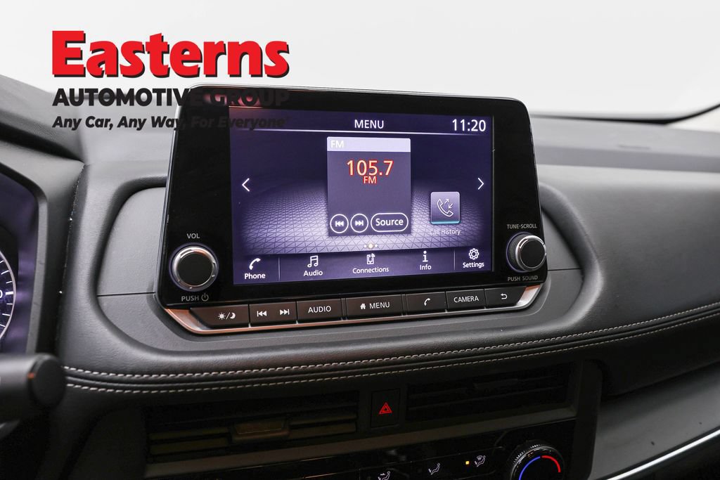 Used 2024 Nissan Rogue S AWD/4WD image 19