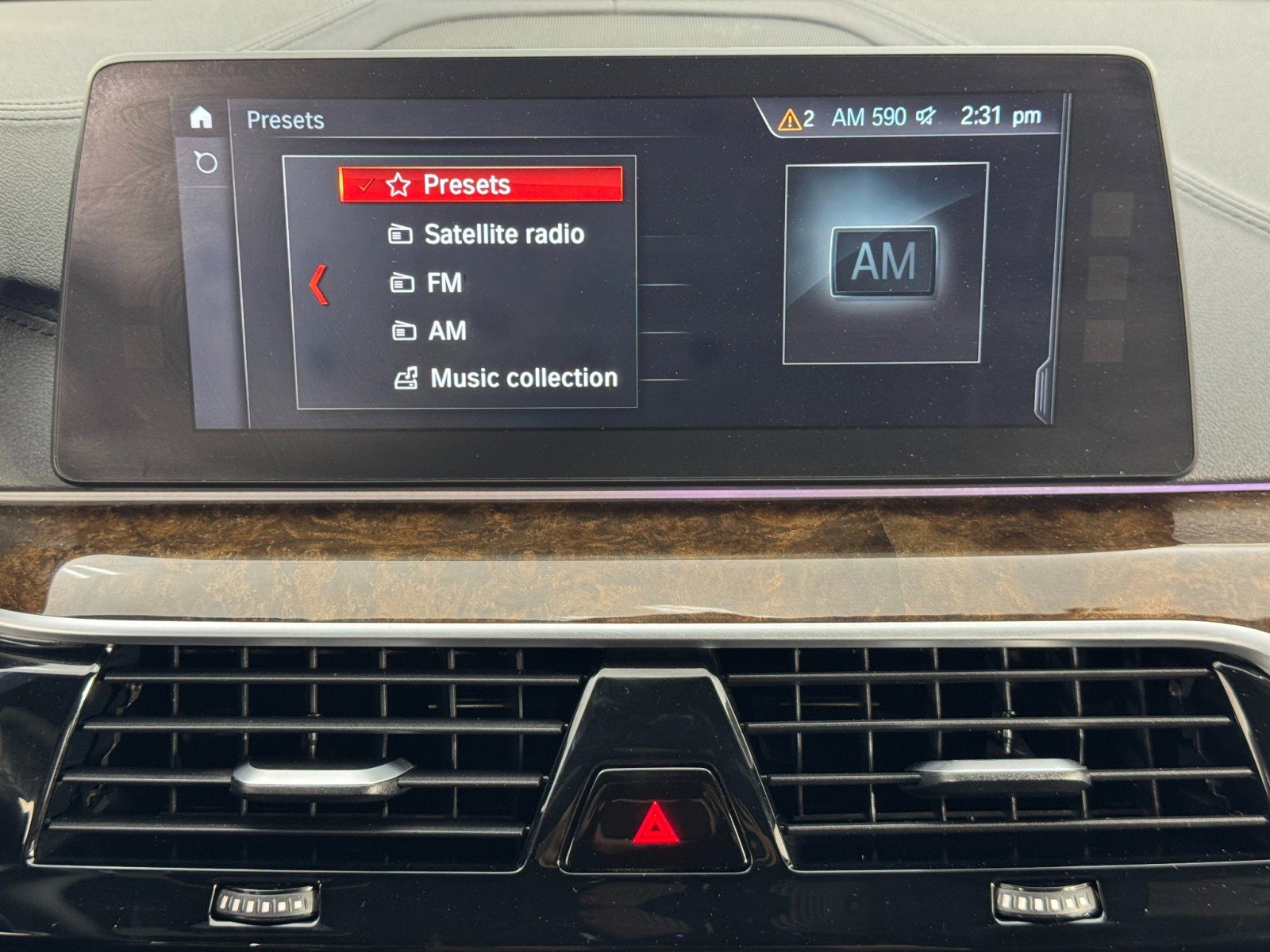 Used 2017 BMW 540i xDrive image 27