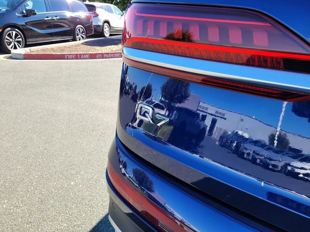 Used 2022 Audi Q7 3.0T Premium Plus image 7