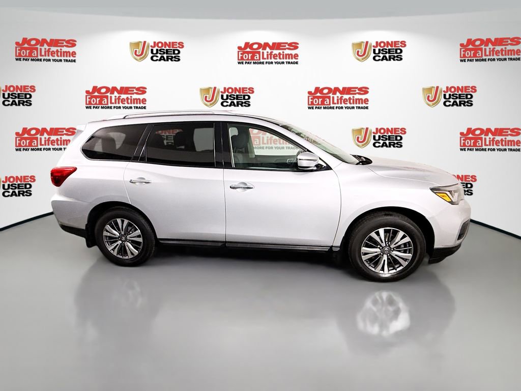 Used 2020 Nissan Pathfinder S image 17