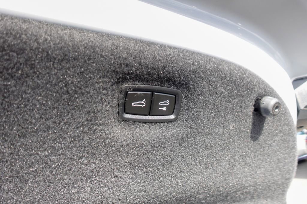 Used 2024 Audi RS e-tron GT w/ Carbon Performance Package image 24