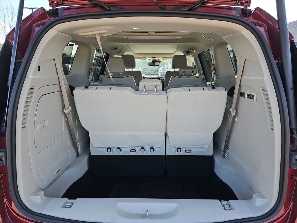 Used 2020 Chrysler Pacifica Limited image 16
