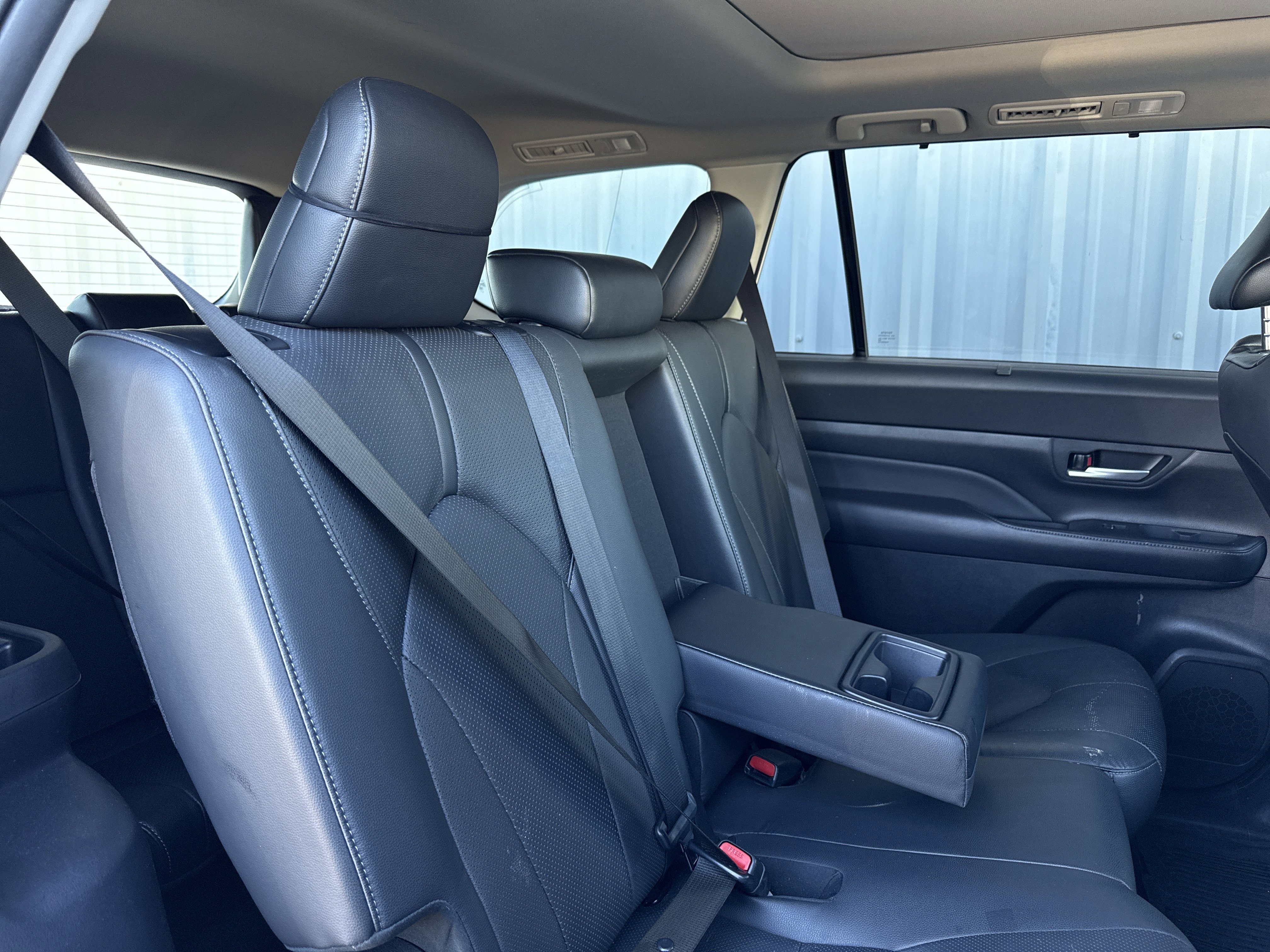 Used 2024 Toyota Grand Highlander Limited image 49