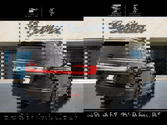 Used 2020 Lincoln Navigator Reserve w/ Equipment Group 208A Reserve image 3