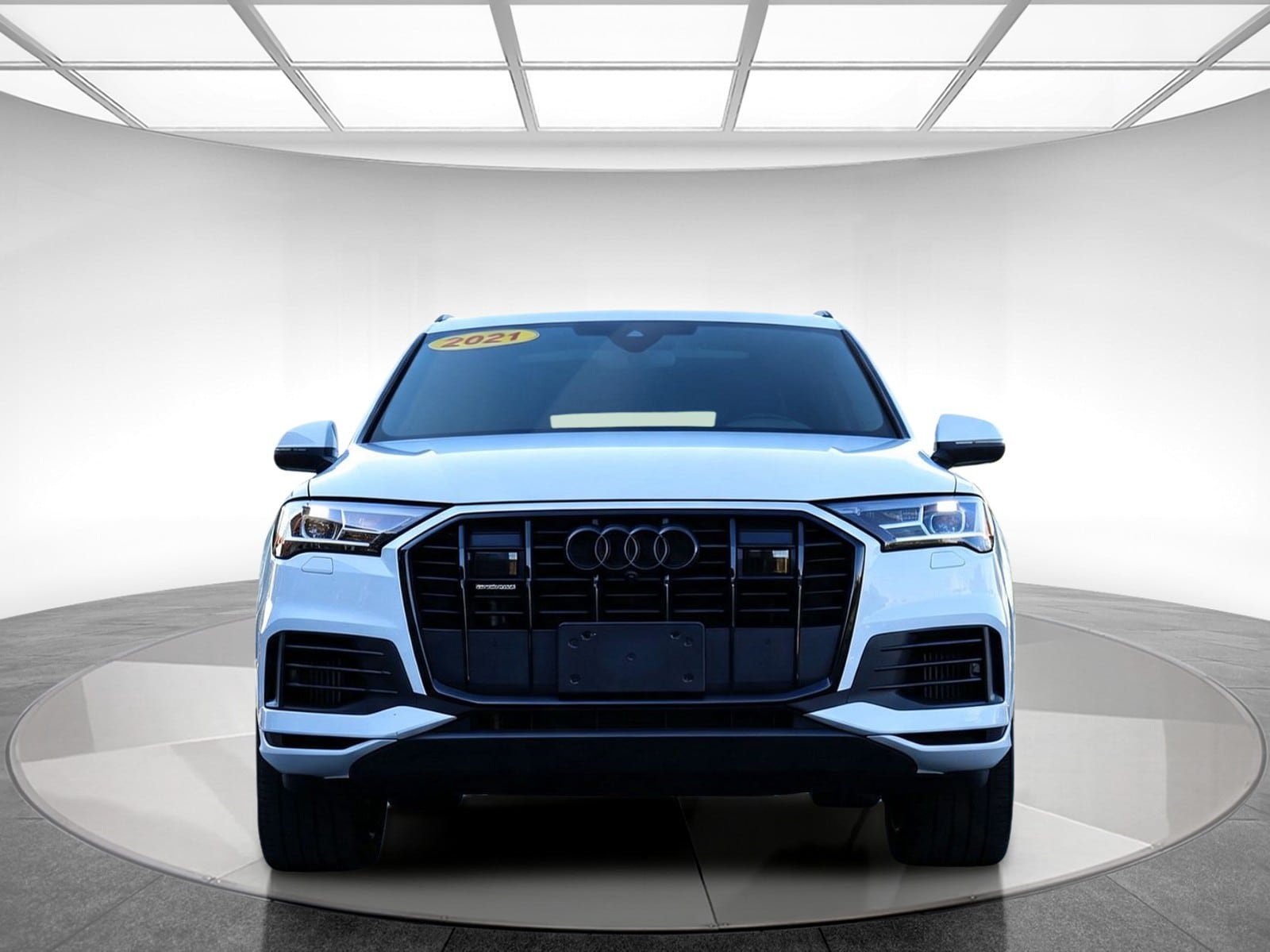 Used 2023 Audi Q7 3.0T Premium Plus w/ Premium Plus Package AWD/4WD image 2
