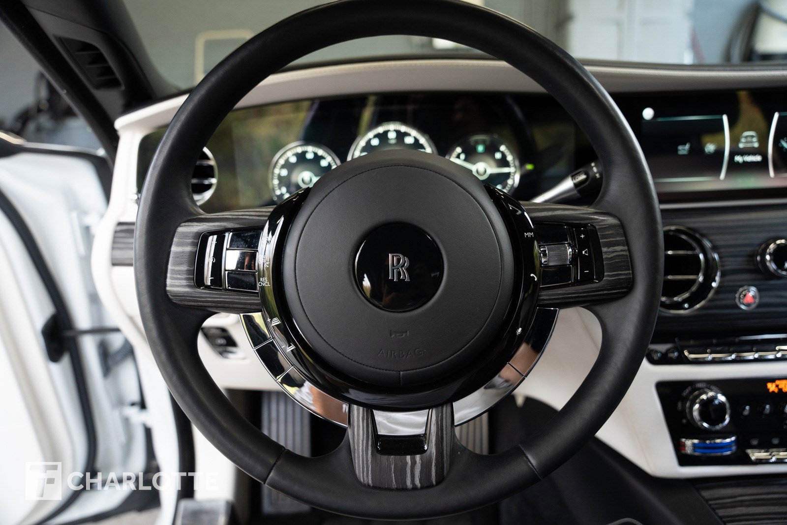 Used 2021 Rolls-Royce Ghost image 23