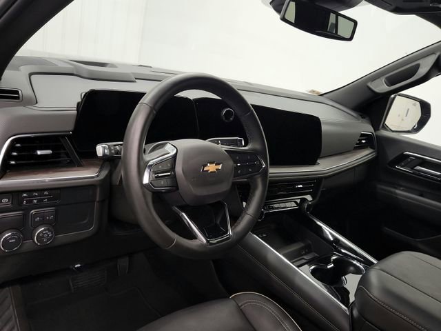 Used 2025 Chevrolet Tahoe Premier image 17