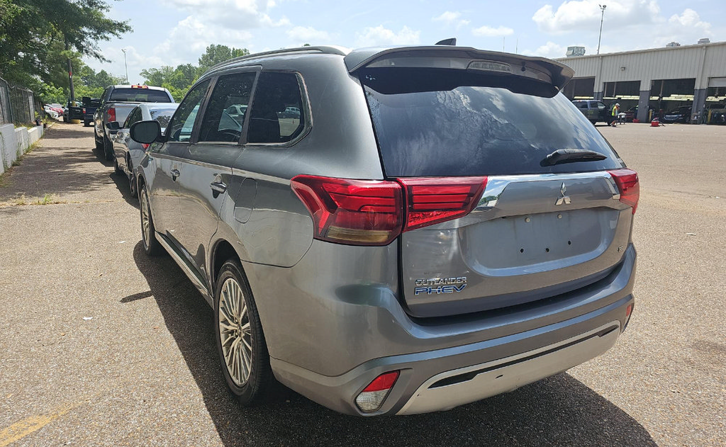 Used 2022 Mitsubishi Outlander LE AWD/4WD image 4