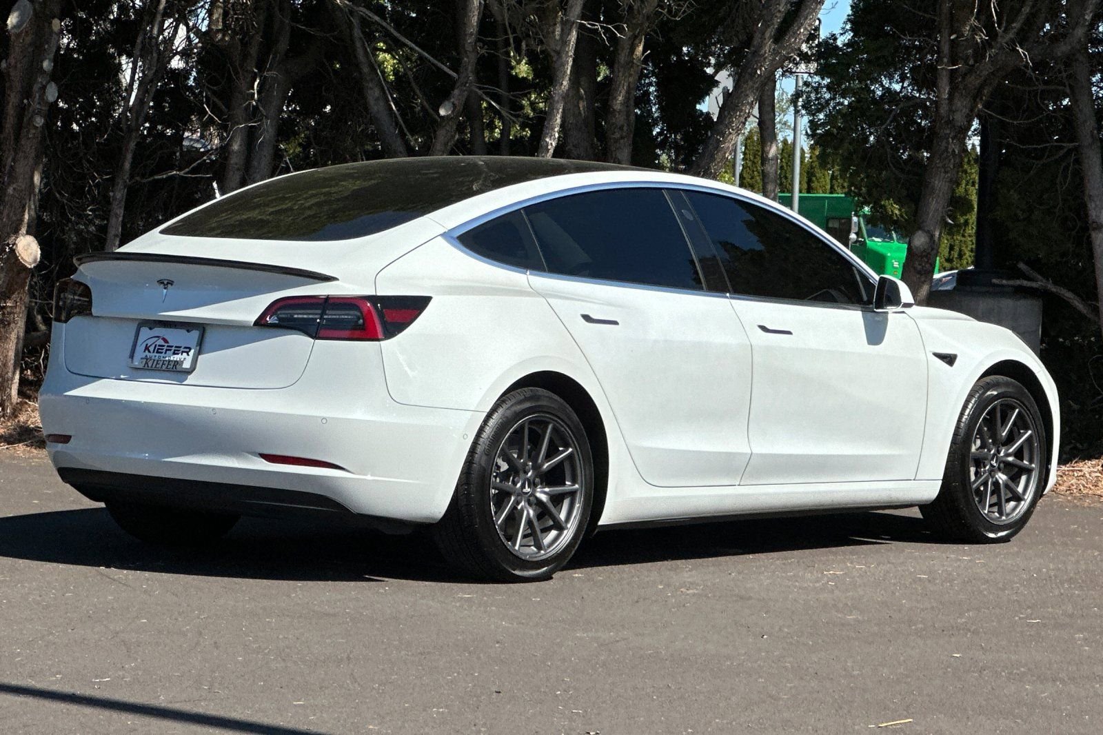 Used 2020 Tesla Model 3 image 4
