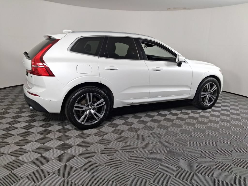Used 2018 Volvo XC60 T6 Momentum w/ Advanced Package AWD/4WD image 8