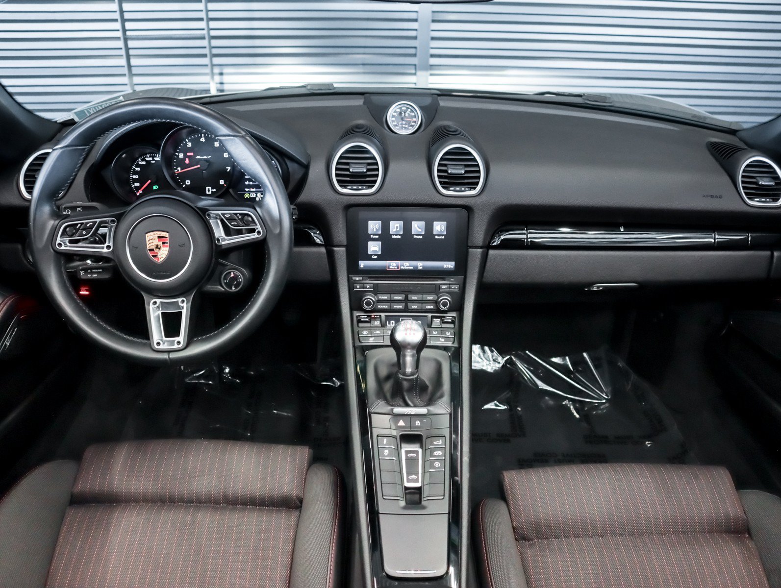 Certified 2023 Porsche 718 Boxster RWD image 13