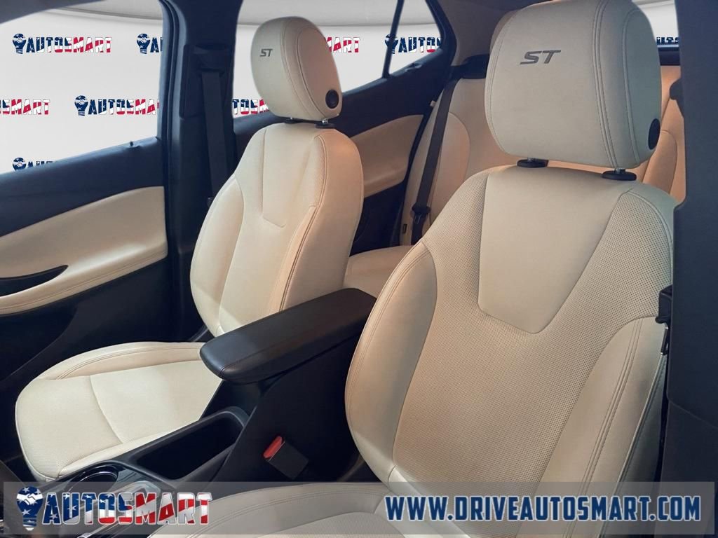 Used 2025 Buick Encore GX Sport Touring image 11