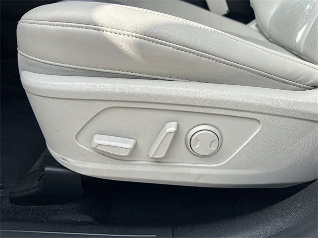 Used 2022 Kia Sorento EX w/ Panoramic Sunroof Package image 21