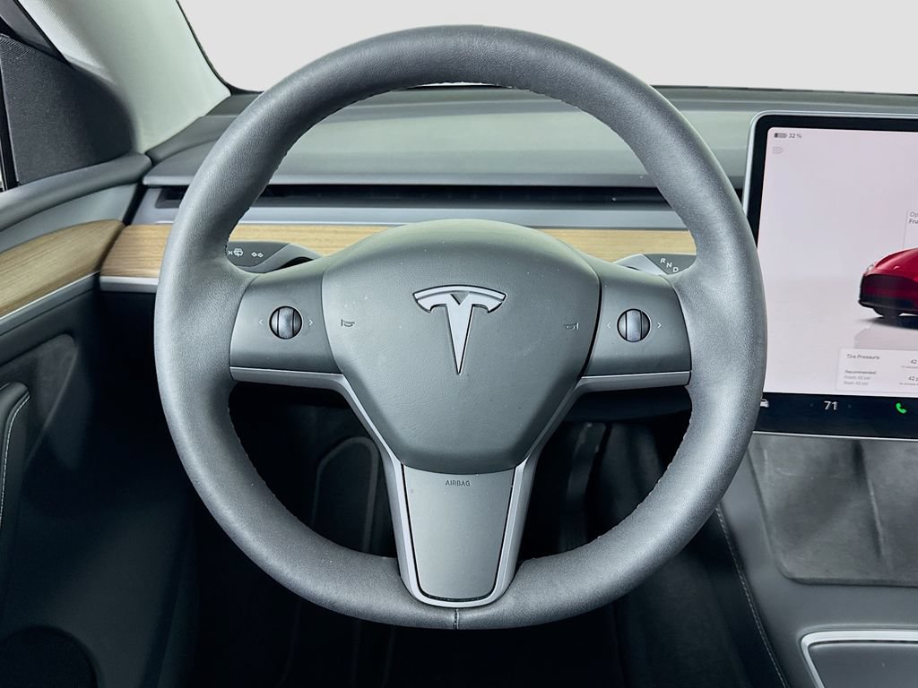 Used 2023 Tesla Model Y Long Range AWD/4WD image 16
