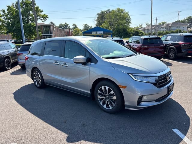 Used 2024 Honda Odyssey EX-L image 2