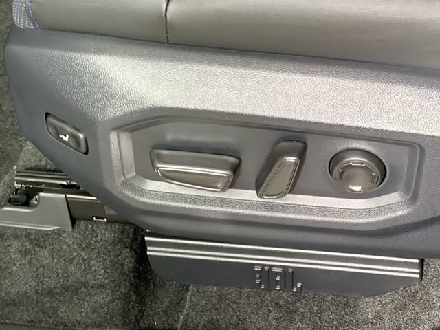 New 2026 Toyota Tundra Platinum AWD/4WD image 12