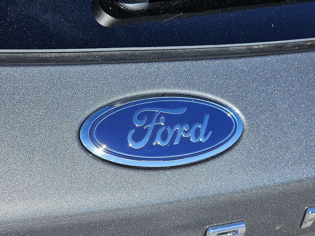Used 2025 Ford Escape ST-Line image 11
