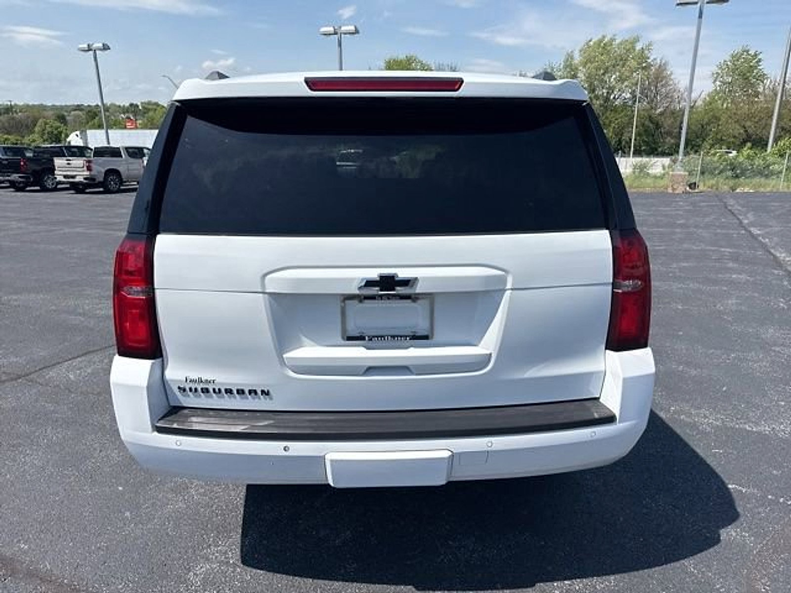 Used 2018 Chevrolet Suburban LT AWD/4WD image 6