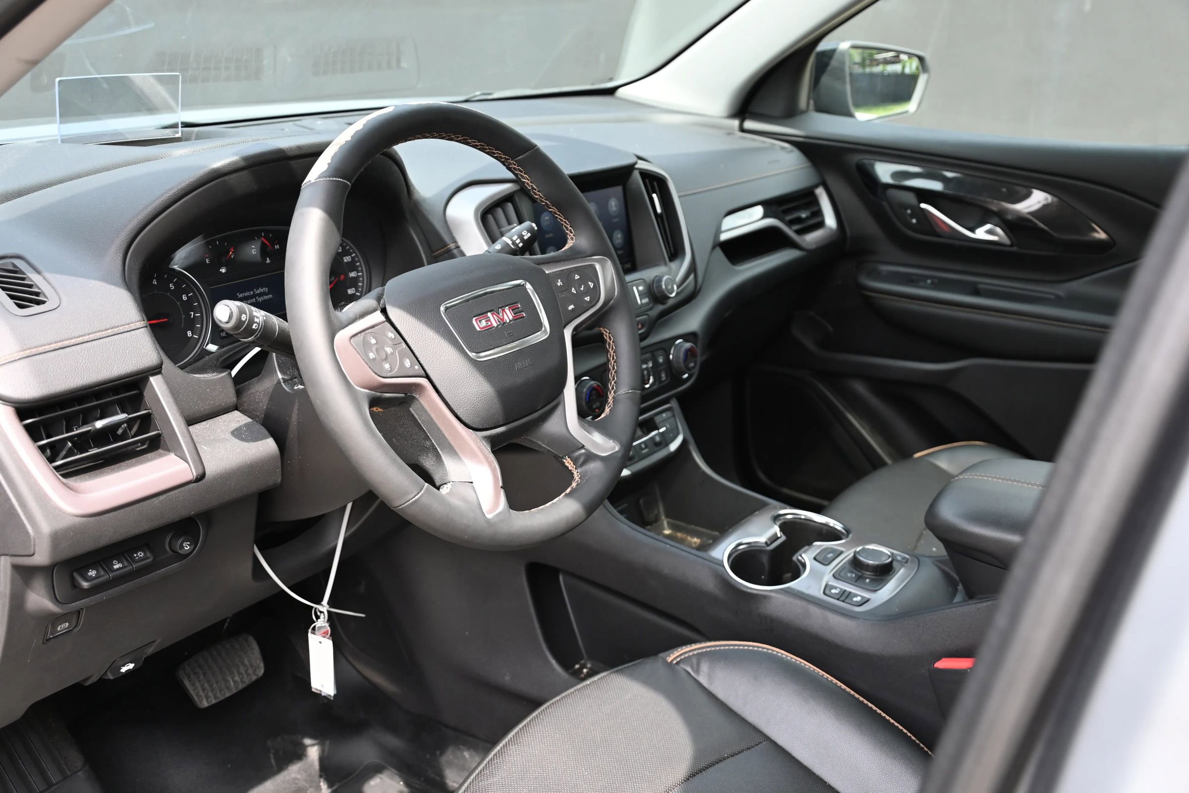 Used 2024 GMC Terrain AT4 w/ Tech Package AWD/4WD image 22