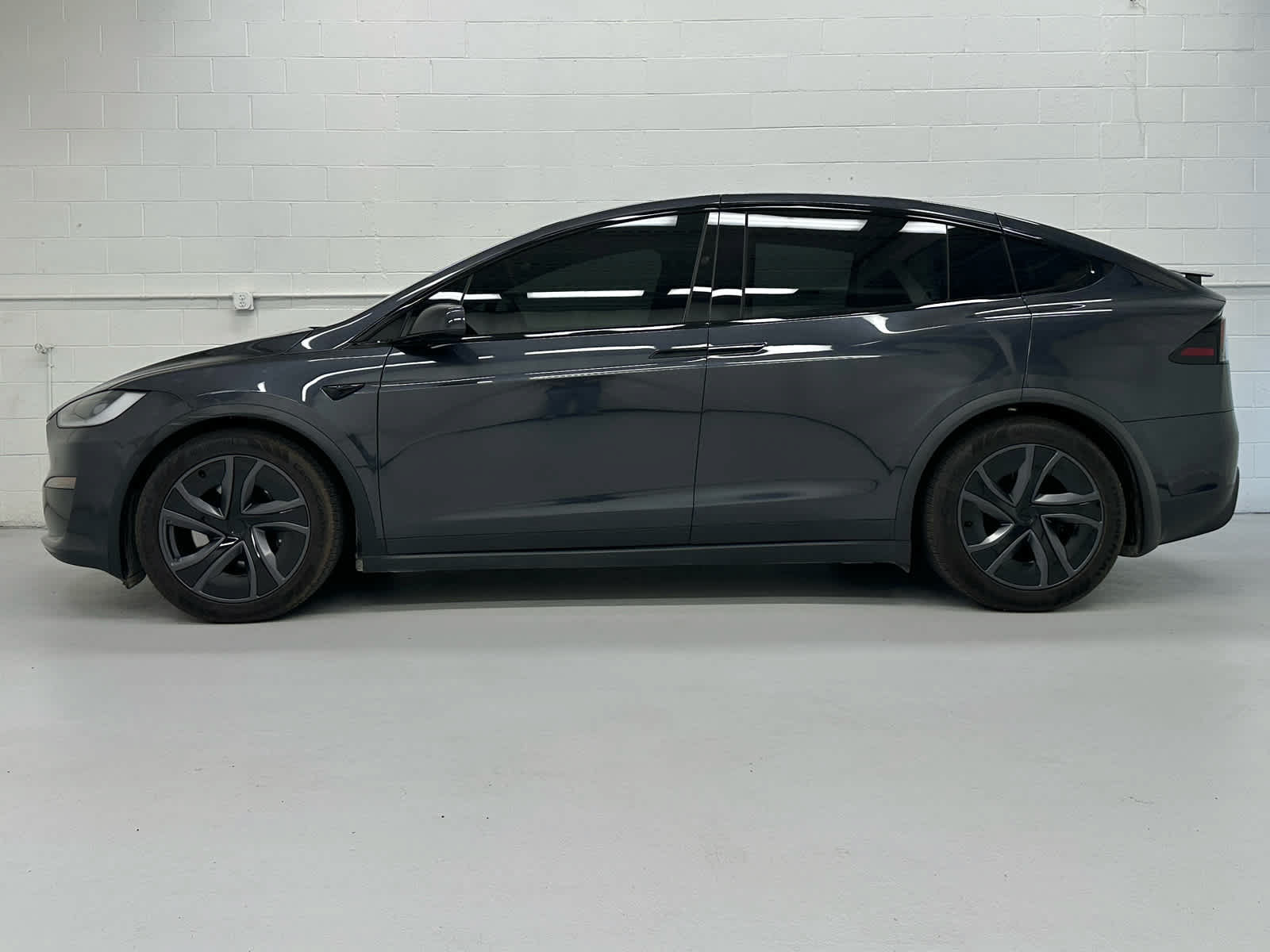 Used 2026 Tesla Model X AWD/4WD image 3