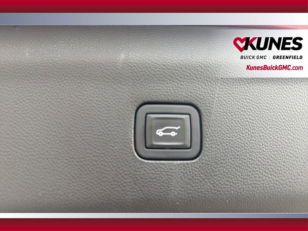 Used 2024 Buick Enclave Premium image 39