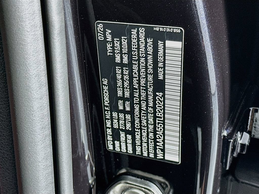 New 2026 Porsche Macan AWD/4WD image 35