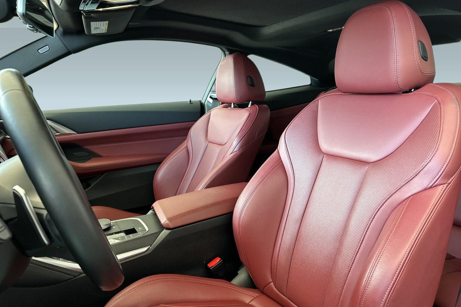 Used 2023 BMW 430i Coupe w/ M Sport Package RWD image 5