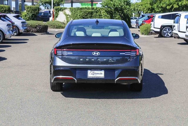 New 2026 Hyundai Sonata SEL FWD image 4