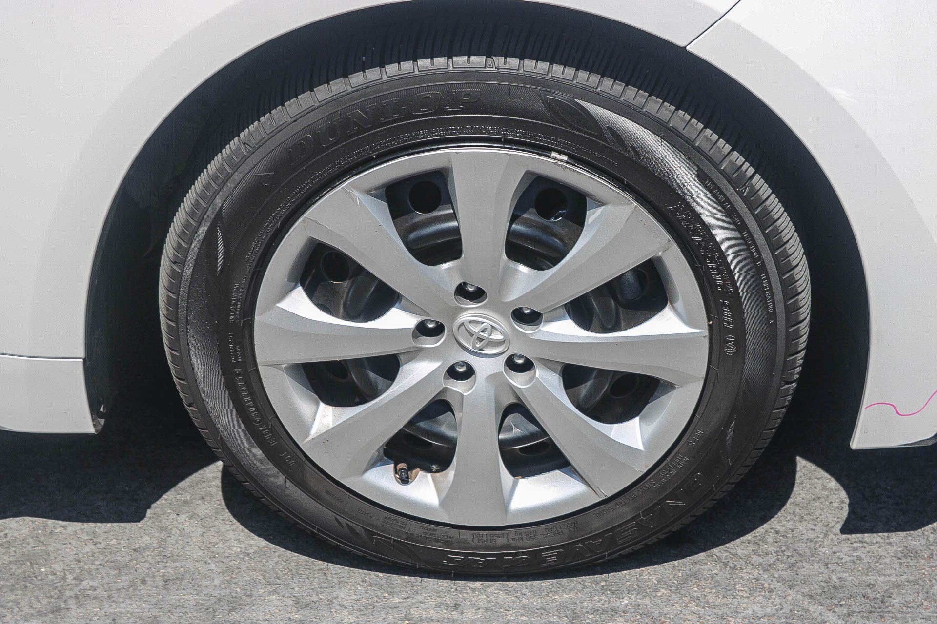 Used 2026 Toyota Corolla LE FWD image 15