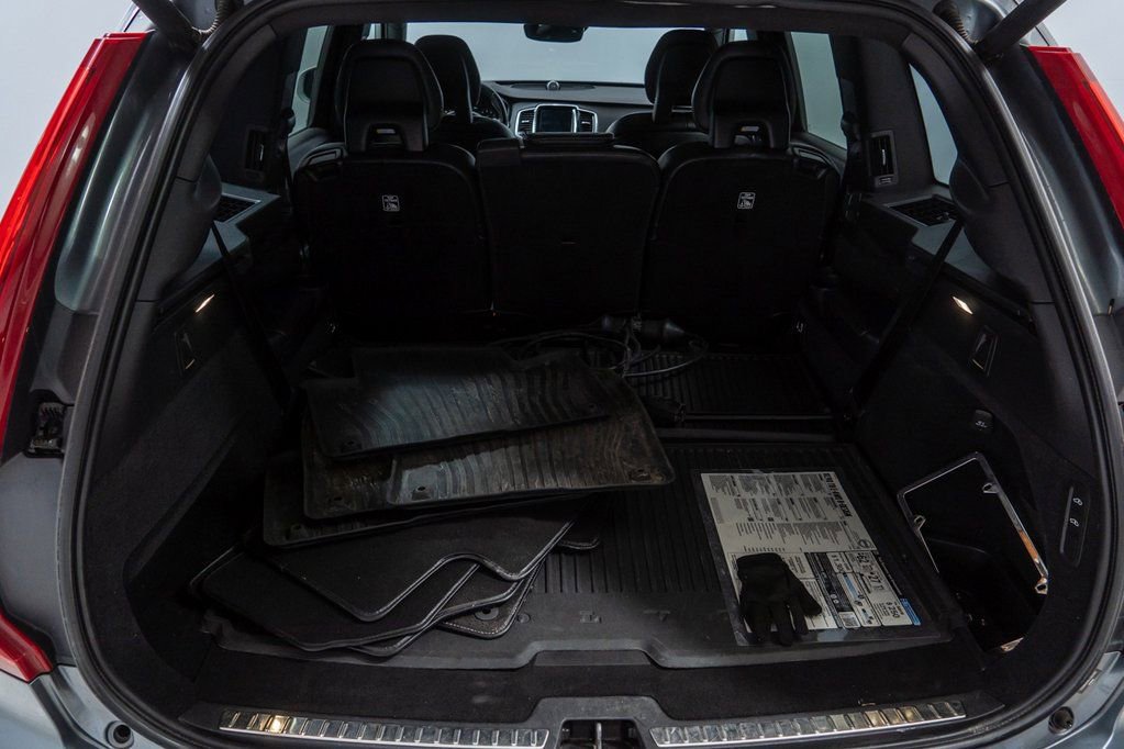 Used 2018 Volvo XC90 T8 R-Design w/ Convenience Package image 29
