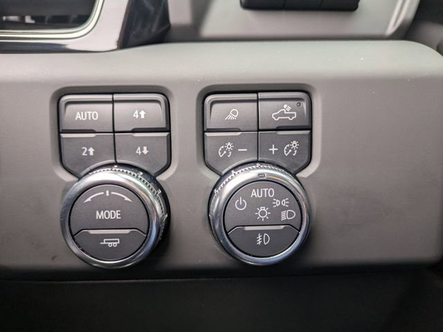 Used 2025 GMC Sierra 2500 AT4X image 29