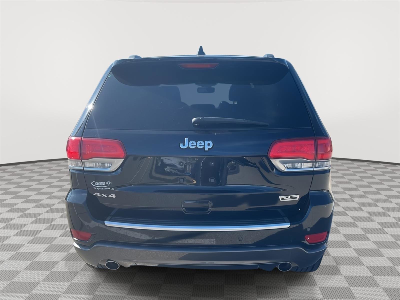 Used 2018 Jeep Grand Cherokee Limited AWD/4WD image 6
