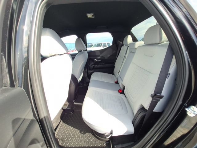 Used 2025 Hyundai Santa Cruz SE AWD/4WD image 13