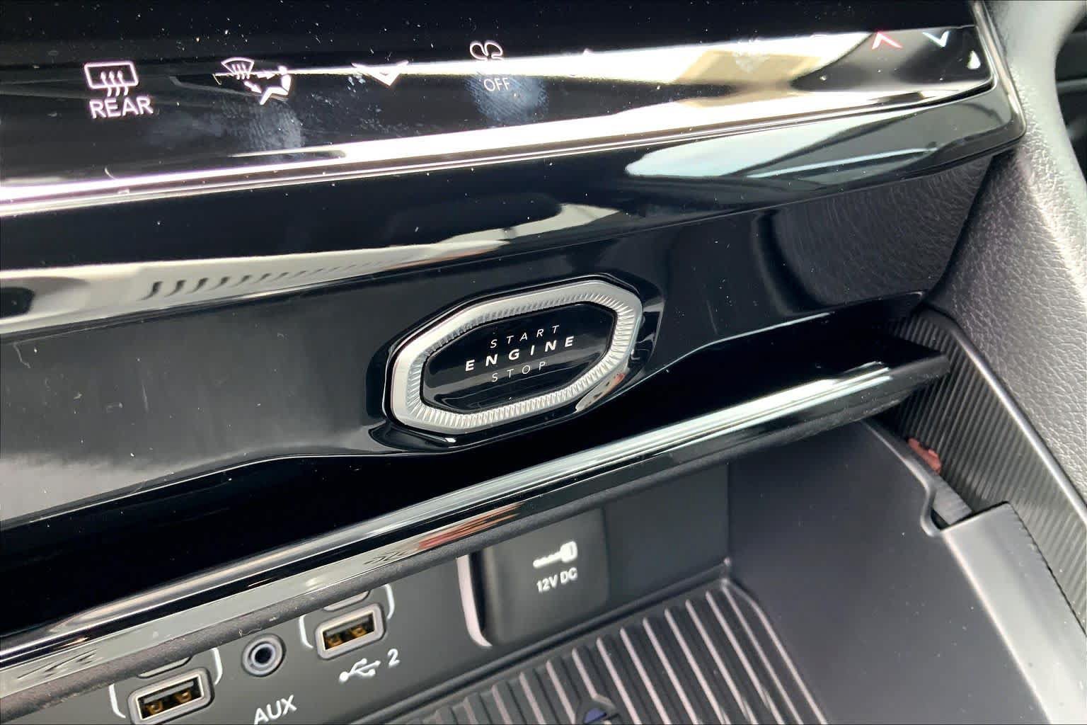 New 2026 Jeep Grand Cherokee Altitude RWD image 16