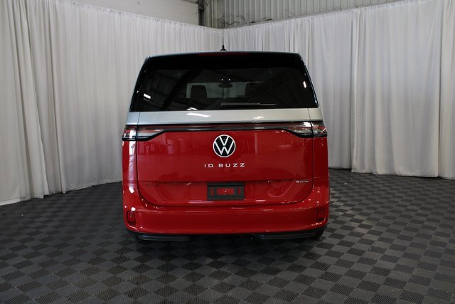 New 2025 Volkswagen ID. Buzz Pro S Plus image 23